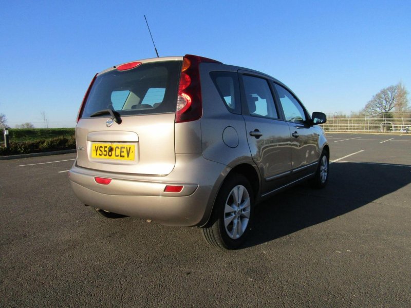 NISSAN NOTE