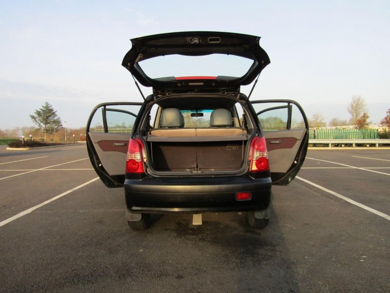 HYUNDAI AMICA