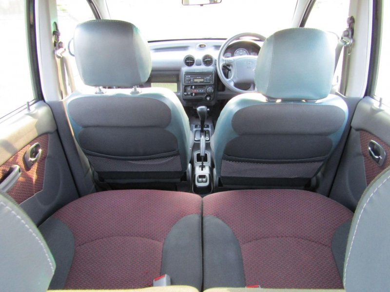 HYUNDAI AMICA