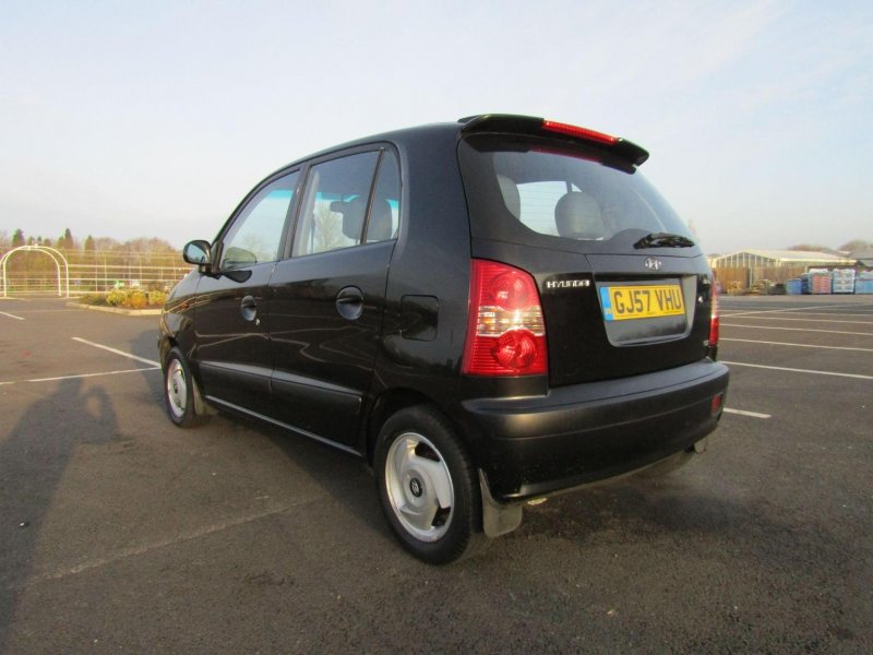 HYUNDAI AMICA