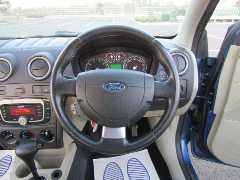 FORD FUSION