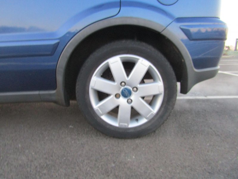 FORD FUSION