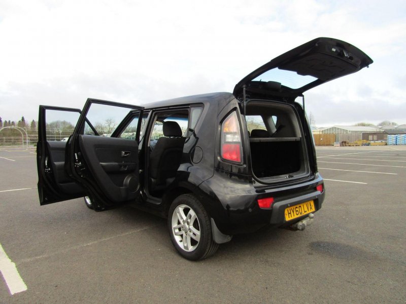 KIA SOUL