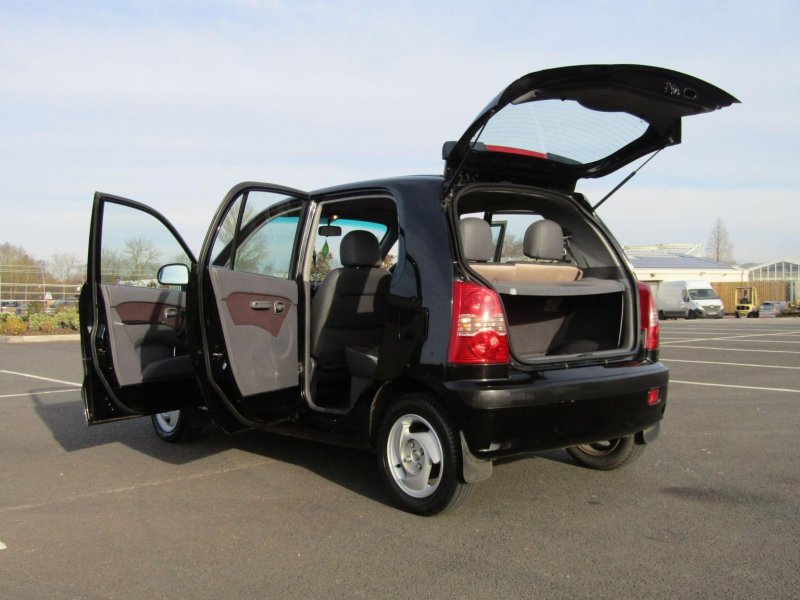HYUNDAI AMICA
