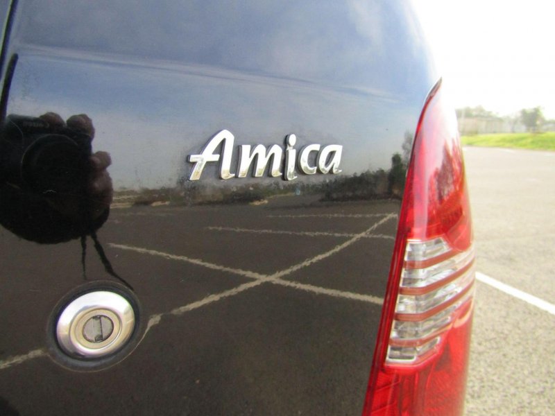 HYUNDAI AMICA