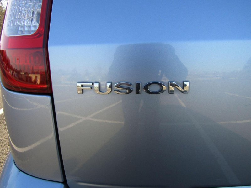FORD FUSION