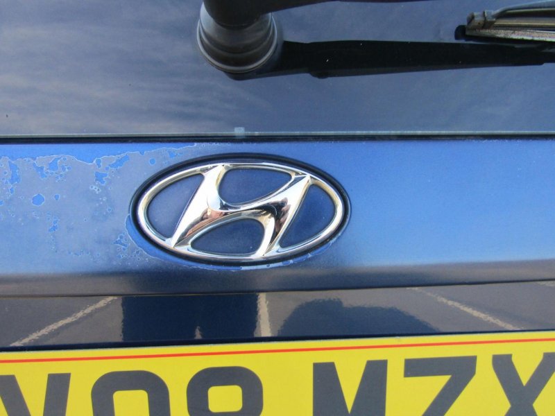 HYUNDAI AMICA