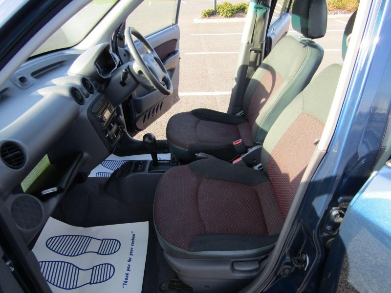 HYUNDAI AMICA
