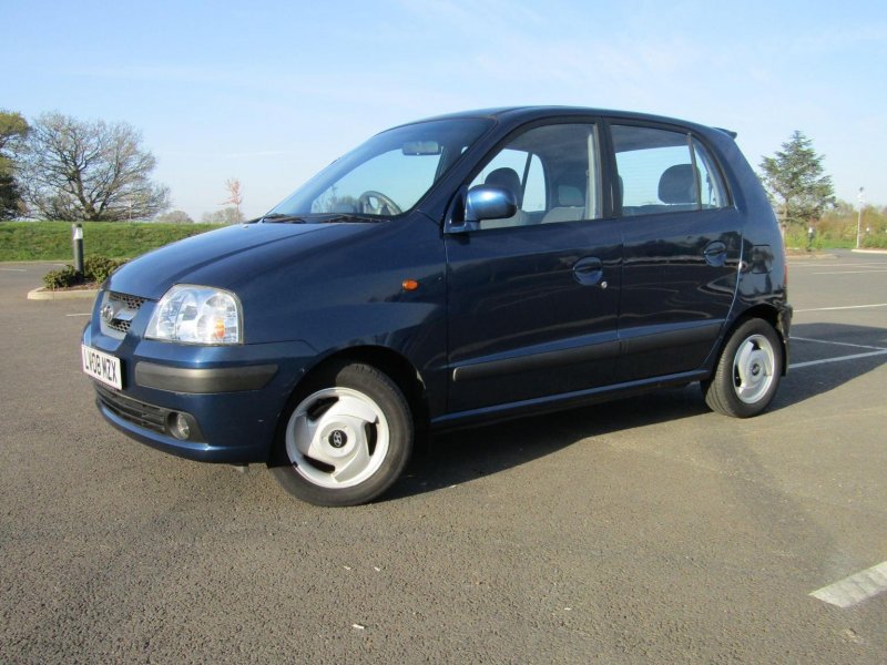 HYUNDAI AMICA