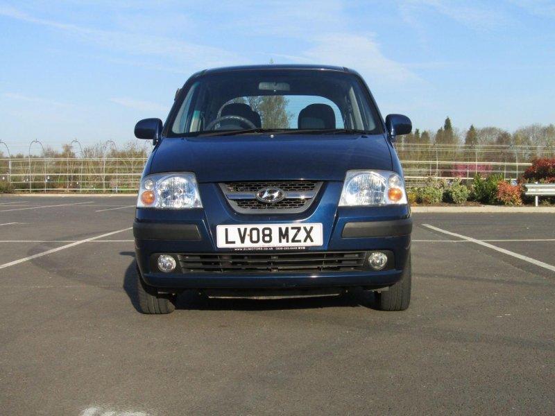 HYUNDAI AMICA