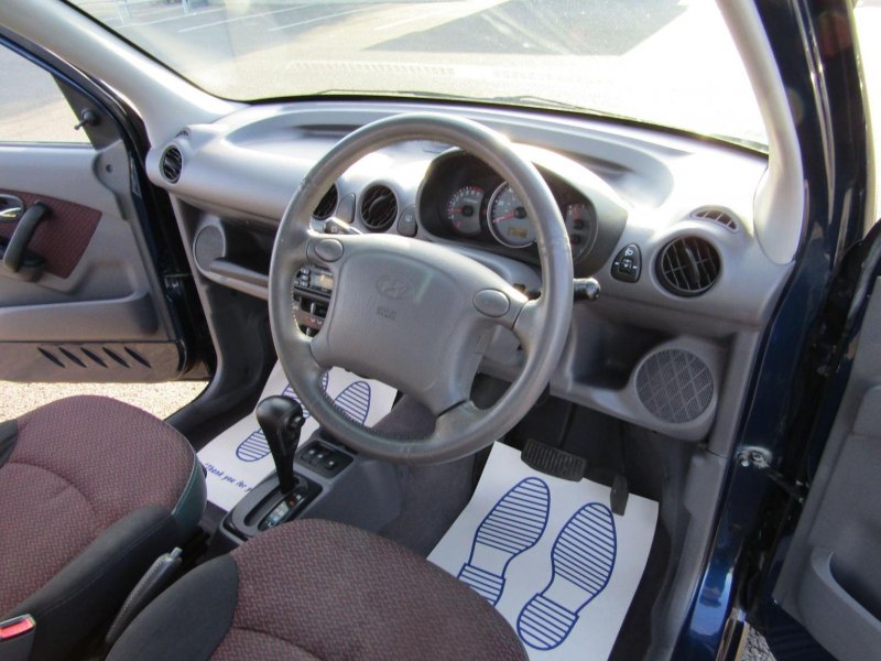 HYUNDAI AMICA