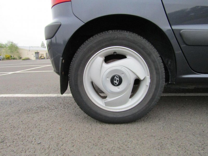 HYUNDAI AMICA