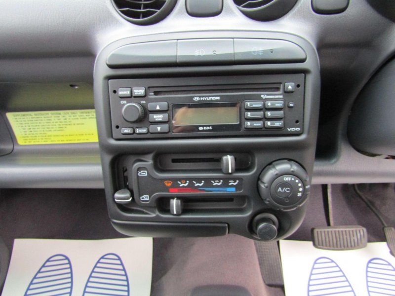 HYUNDAI AMICA
