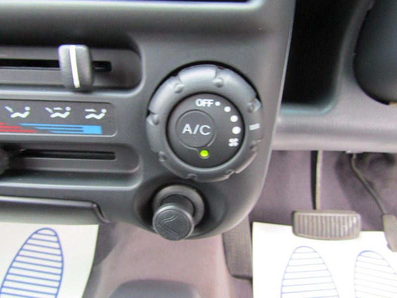 HYUNDAI AMICA