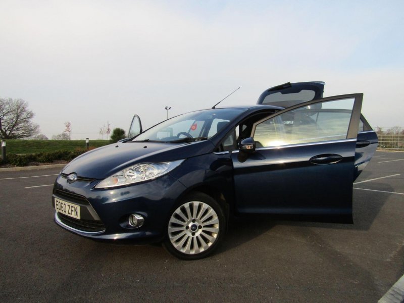 FORD FIESTA