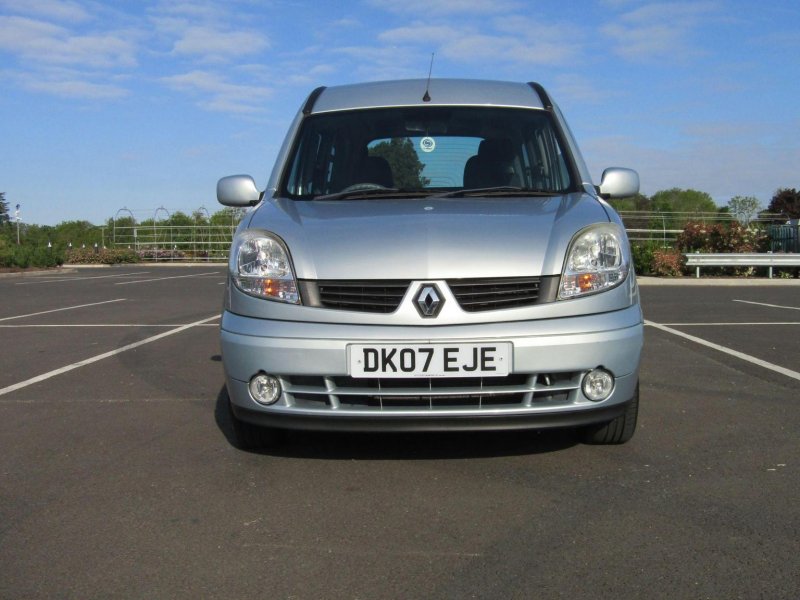 RENAULT Kangoo