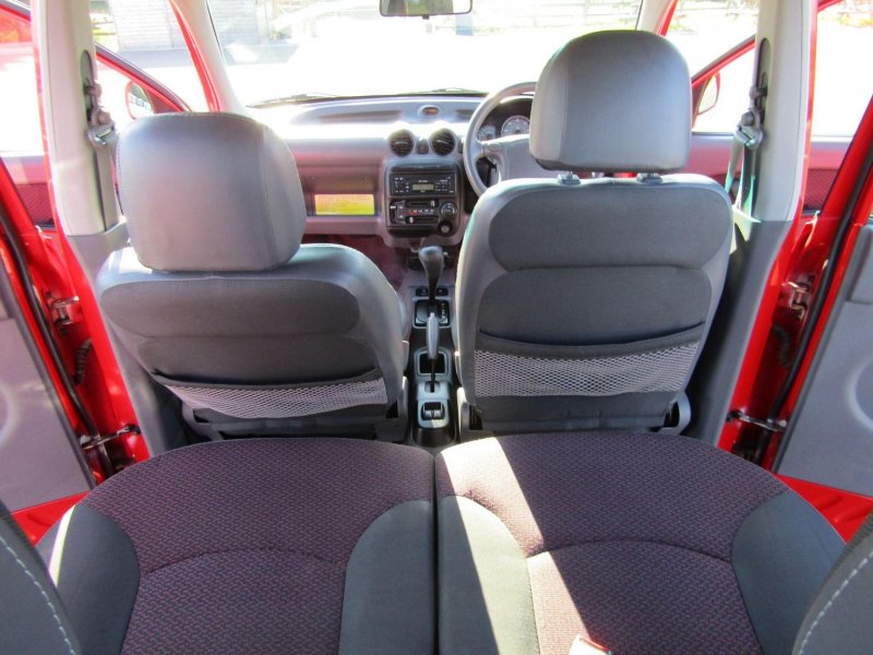 HYUNDAI AMICA