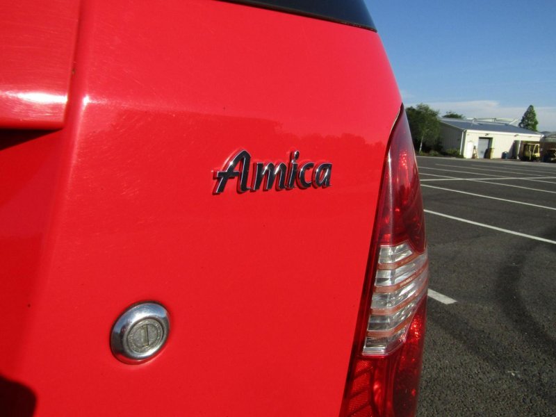 HYUNDAI AMICA