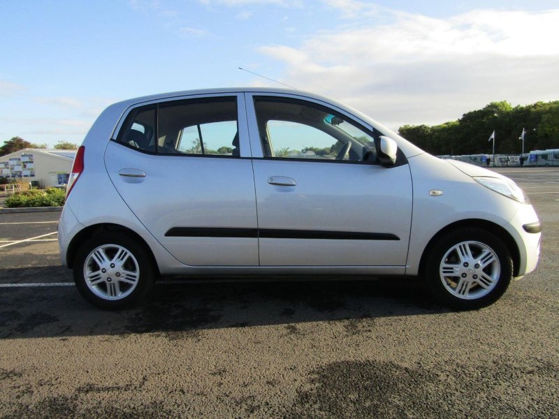 HYUNDAI I10