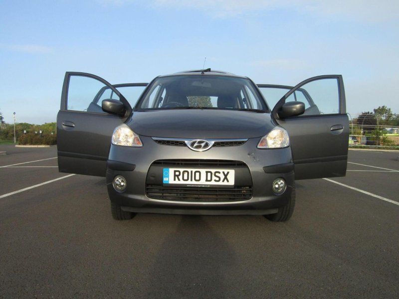 HYUNDAI I10